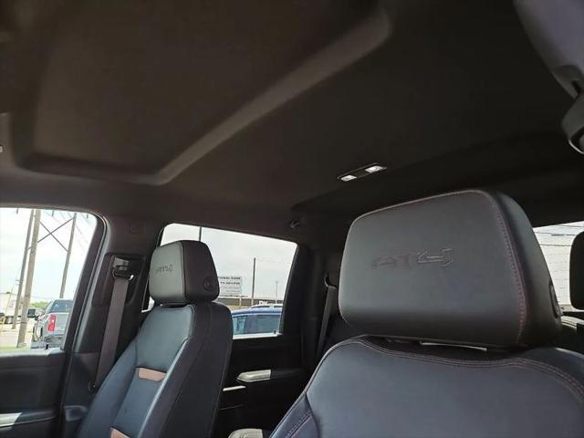 2023 GMC Sierra 2500HD 4WD Crew Cab Standard Bed AT4