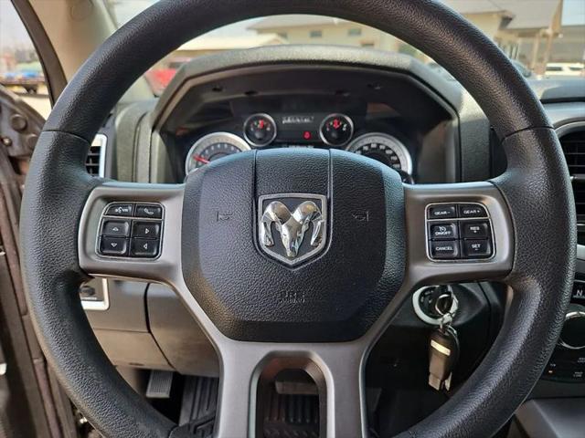 2023 Ram 1500 Classic SLT Crew Cab 4x4 5'7" Box