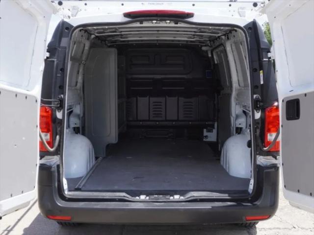 2023 Mercedes-Benz Metris Base