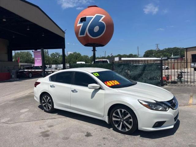 2017 Nissan Altima 2.5 SR for sale in Hueytown, AL