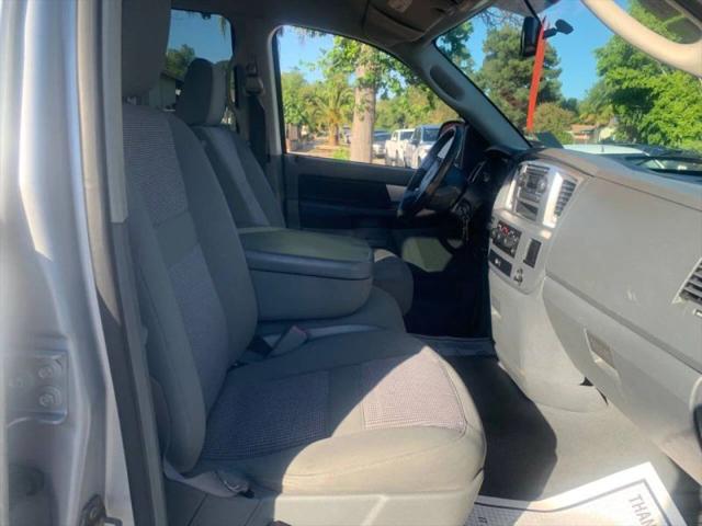 2007 Dodge Ram 1500 SLT/TRX4 Off Road/Sport