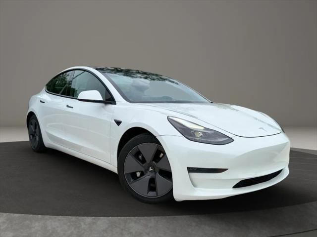2021 Tesla Model 3 Standard Range Plus Rear-Wheel Drive