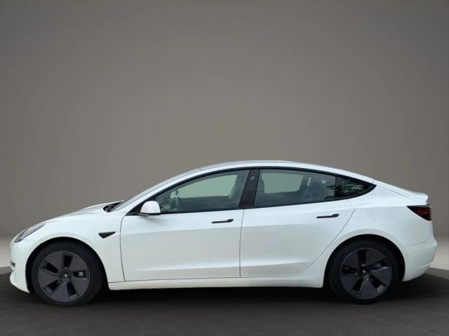 2021 Tesla Model 3 Standard Range Plus Rear-Wheel Drive
