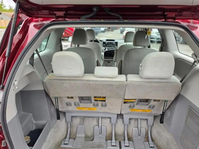 2013 Toyota Sienna L V6 7 Passenger