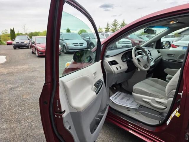 2013 Toyota Sienna L V6 7 Passenger