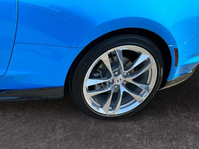 2022 Chevrolet Camaro RWD Coupe 2LT