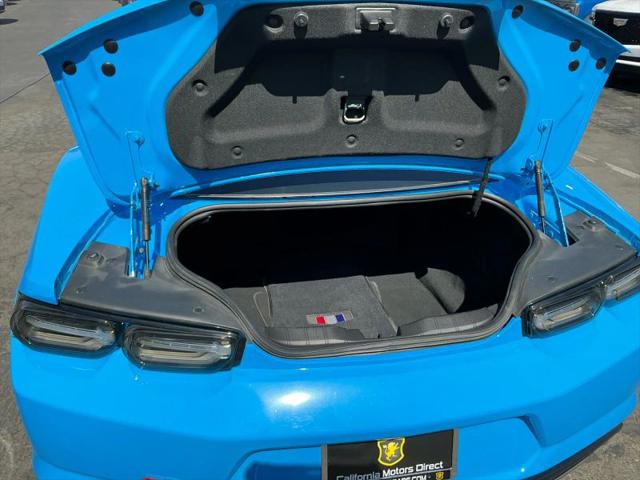 2022 Chevrolet Camaro RWD Coupe 2LT