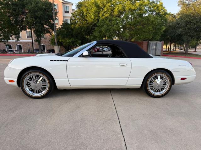 2002 Ford Thunderbird Base