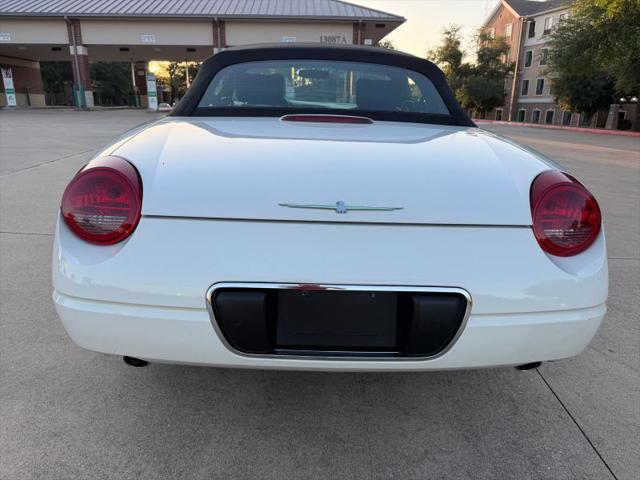 2002 Ford Thunderbird Base