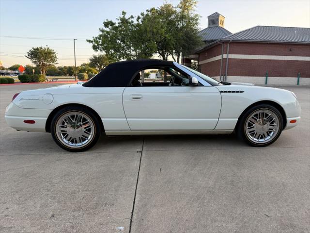 2002 Ford Thunderbird Base