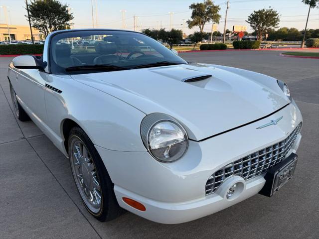 2002 Ford Thunderbird Base