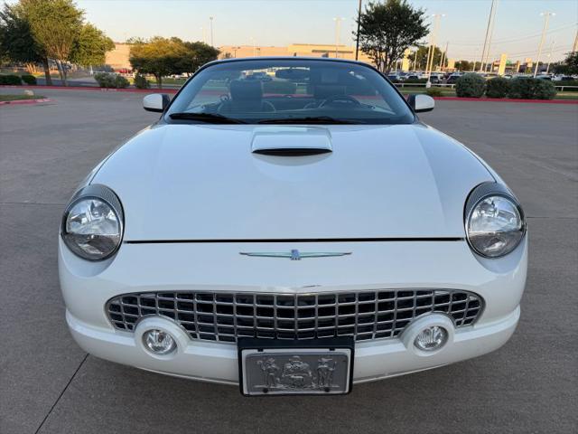 2002 Ford Thunderbird Base