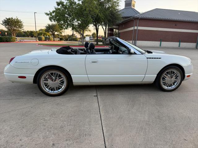 2002 Ford Thunderbird Base