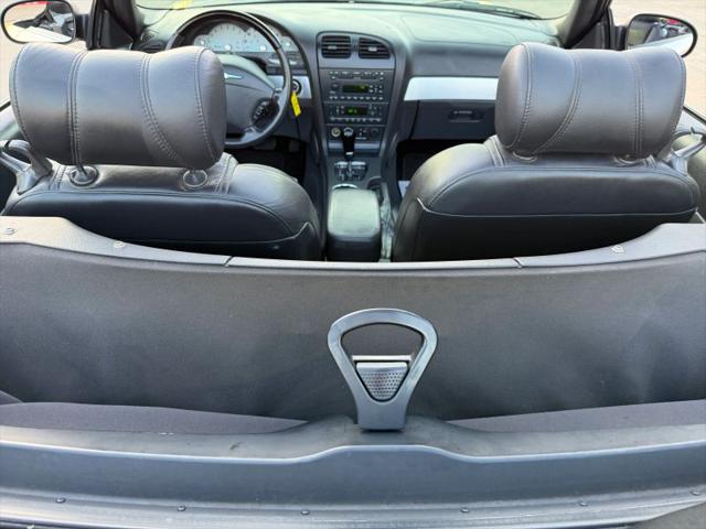 2002 Ford Thunderbird Base