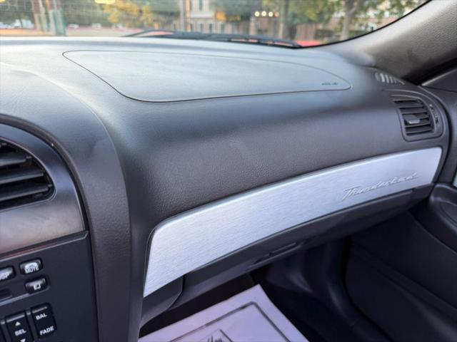 2002 Ford Thunderbird Base