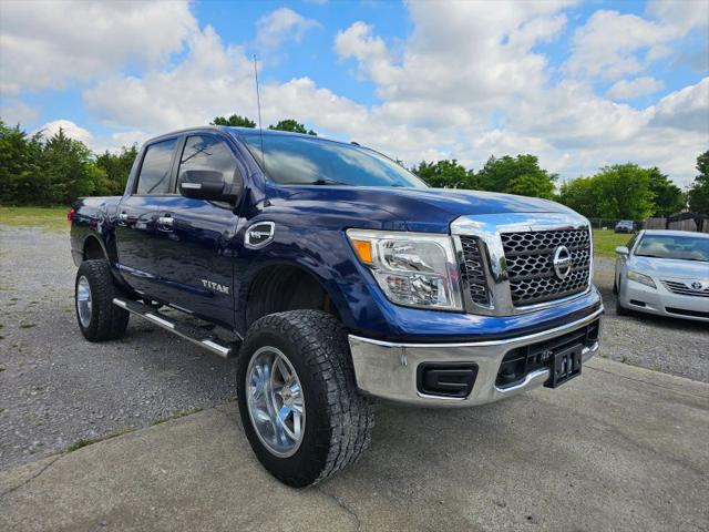 2017 Nissan Titan SV