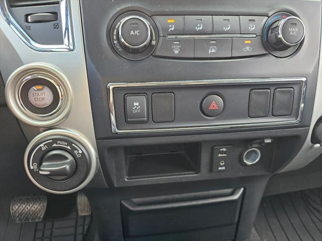 2017 Nissan Titan SV