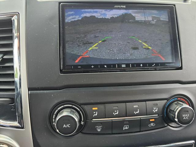 2017 Nissan Titan SV