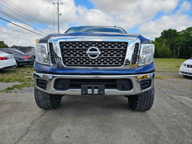 2017 Nissan Titan SV
