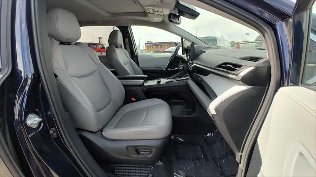 2025 Toyota Sienna XLE 8 Passenger