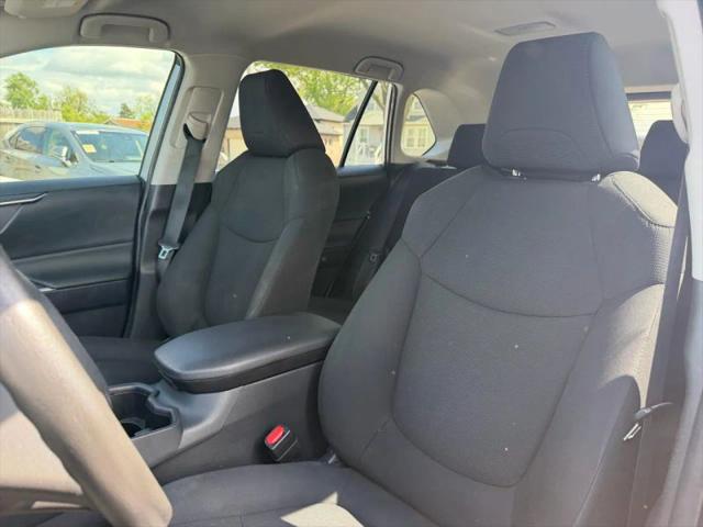2023 Toyota RAV4 Hybrid LE