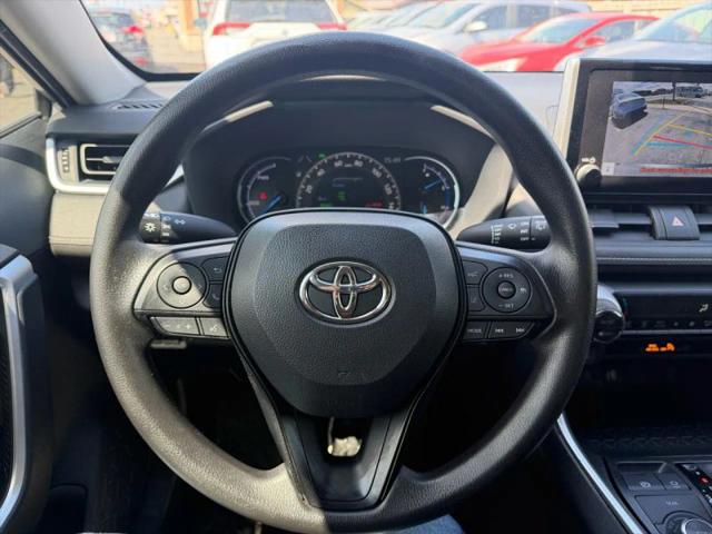 2023 Toyota RAV4 Hybrid LE