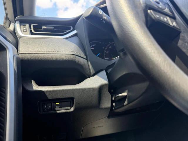 2023 Toyota RAV4 Hybrid LE