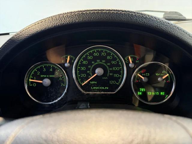 2006 Lincoln Mark LT Base
