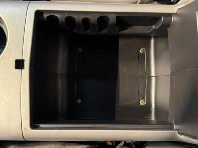2006 Lincoln Mark LT Base
