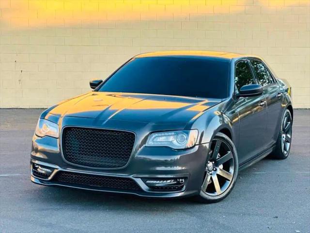 2014 Chrysler 300 SRT8