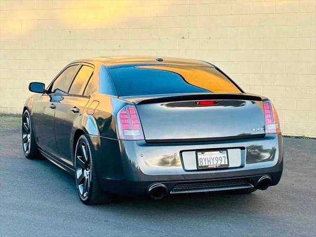 2014 Chrysler 300 SRT8