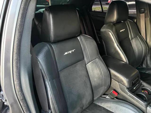 2014 Chrysler 300 SRT8