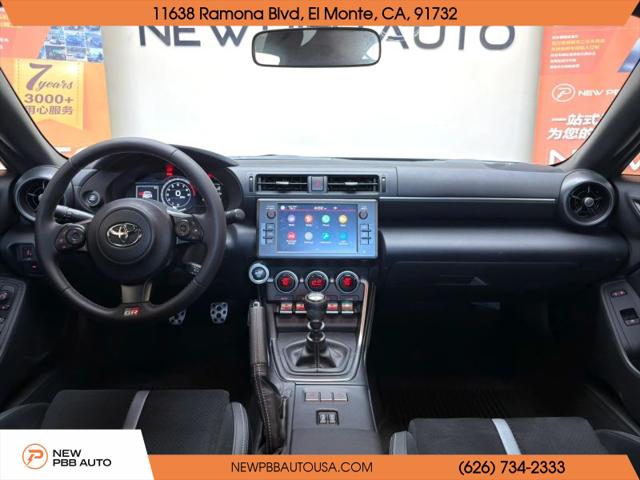 2024 Toyota GR86 Premium