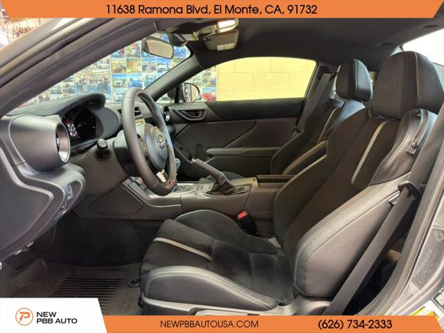 2024 Toyota GR86 Premium