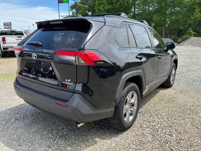 2022 Toyota RAV4 Hybrid LE