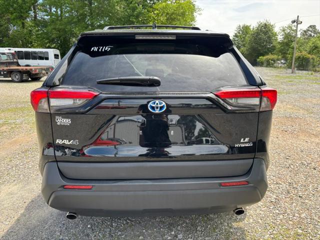 2022 Toyota RAV4 Hybrid LE