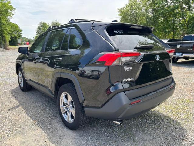 2022 Toyota RAV4 Hybrid LE