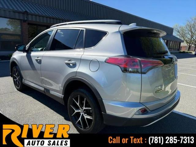 2017 Toyota RAV4 SE