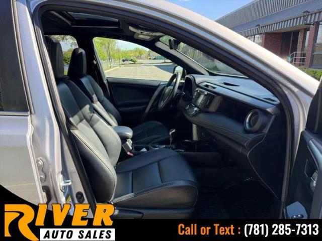 2017 Toyota RAV4 SE