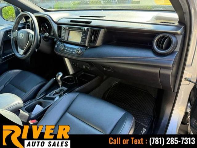 2017 Toyota RAV4 SE