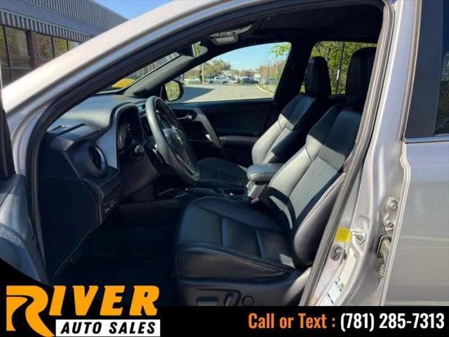 2017 Toyota RAV4 SE