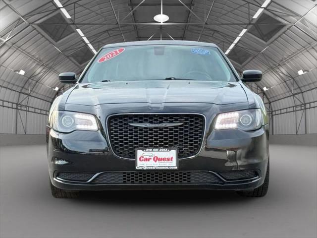2021 Chrysler 300 Touring
