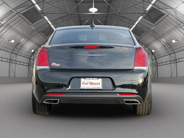 2021 Chrysler 300 Touring