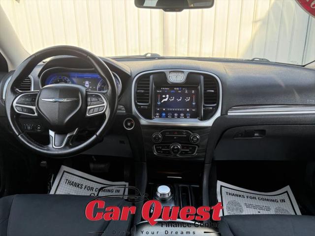2021 Chrysler 300 Touring
