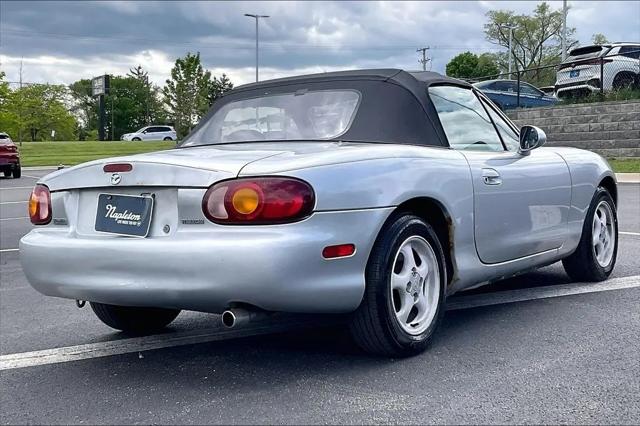 1999 Mazda MX-5 Base