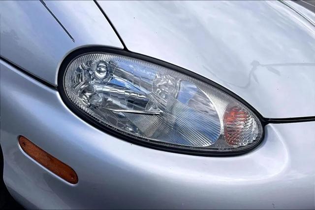 1999 Mazda MX-5 Base