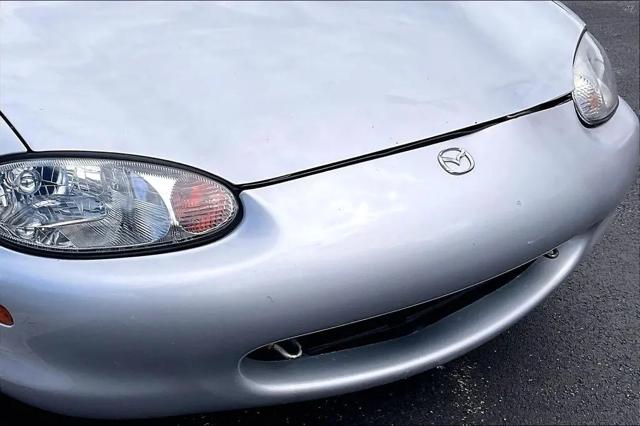 1999 Mazda MX-5 Base