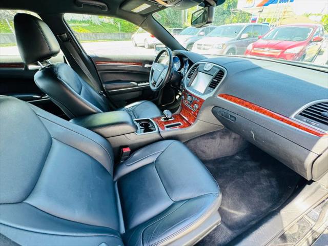 2014 Chrysler 300 300