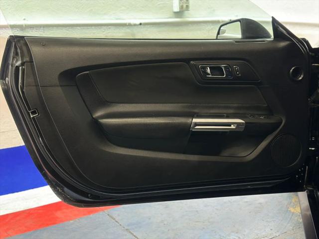 2015 Ford Mustang V6
