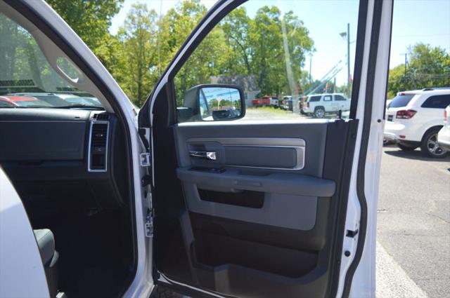 2020 Ram 1500 SLT Crew Cab 4x2 6'4" Box